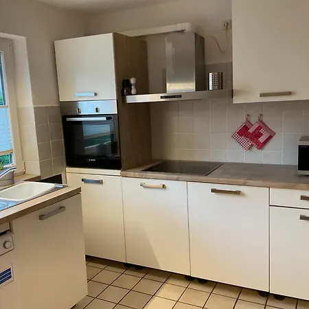 Gemuetliche Dorfbleibe Nahe Husum Apartment